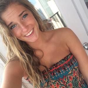 Meet your Posher, Alyssa